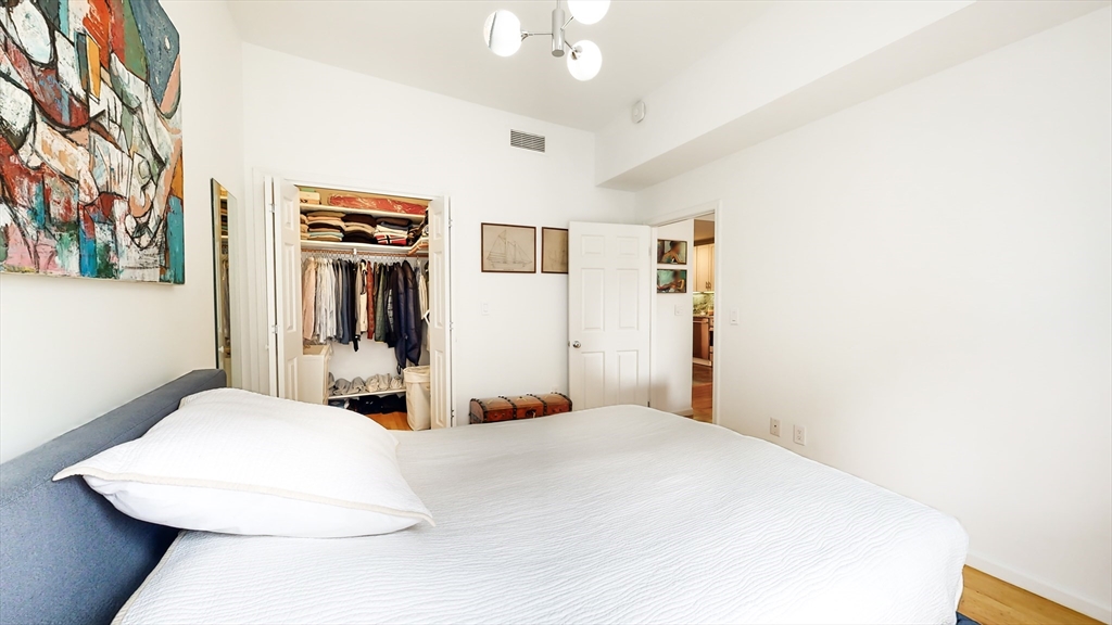 23 Bay State Road # 5