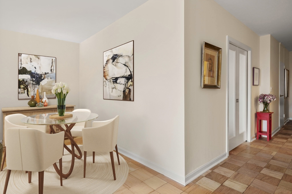 85 E India Row # 36G