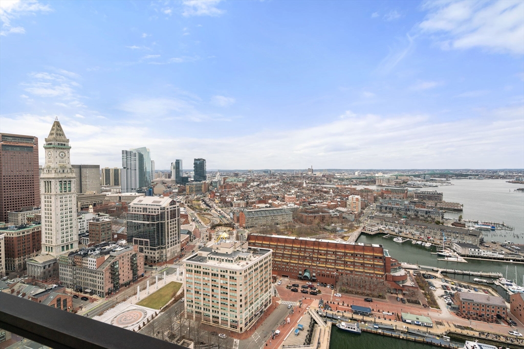85 E India Row # 36G