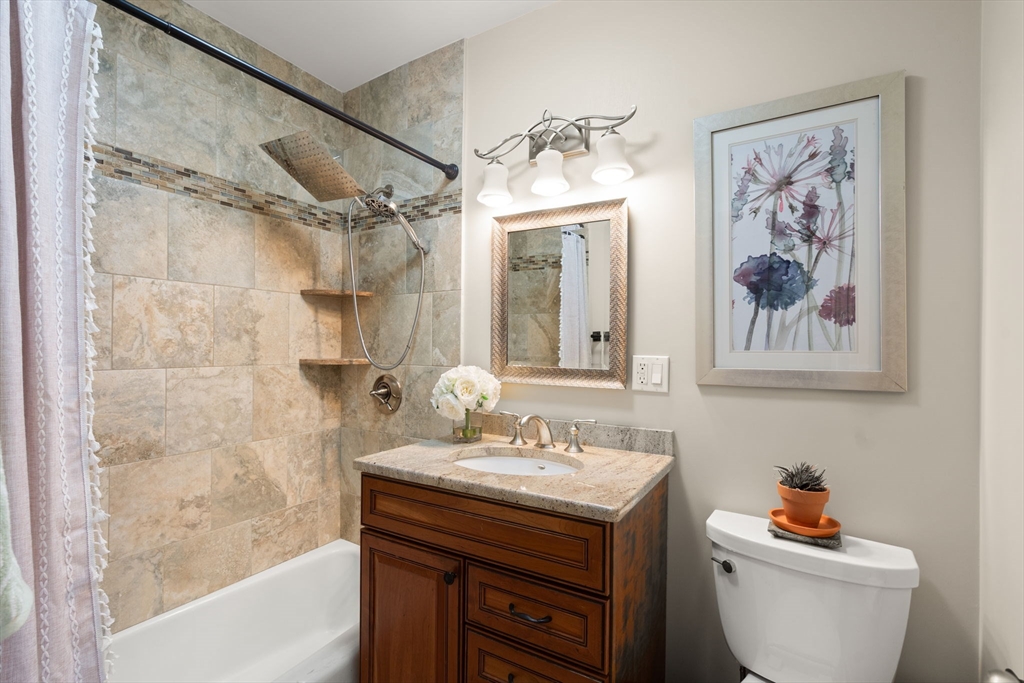 85 E India Row # 20G