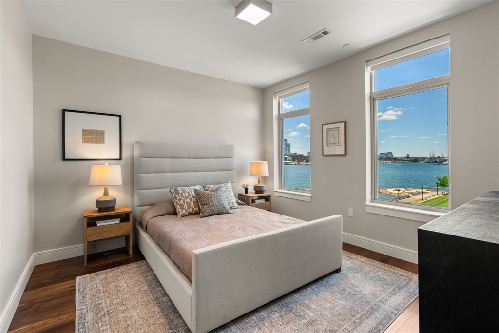 99 Sumner # 421