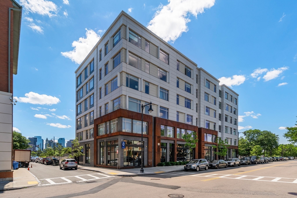 99 Sumner # 421