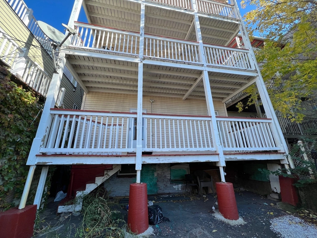 288 Meridian St. # 1