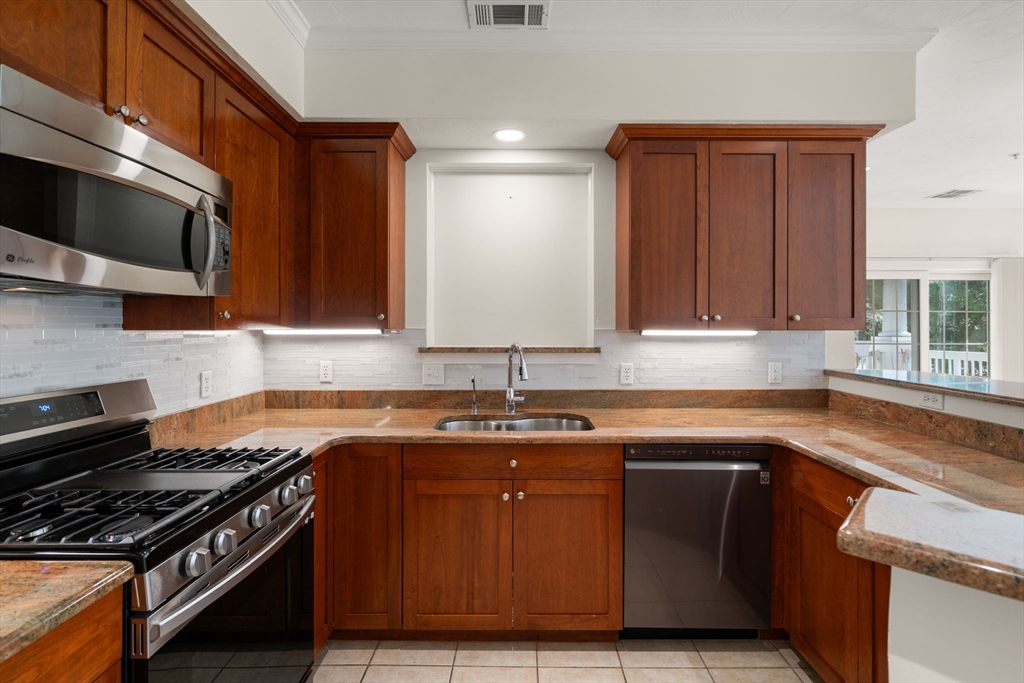 2107 Davenport Ave # 2107