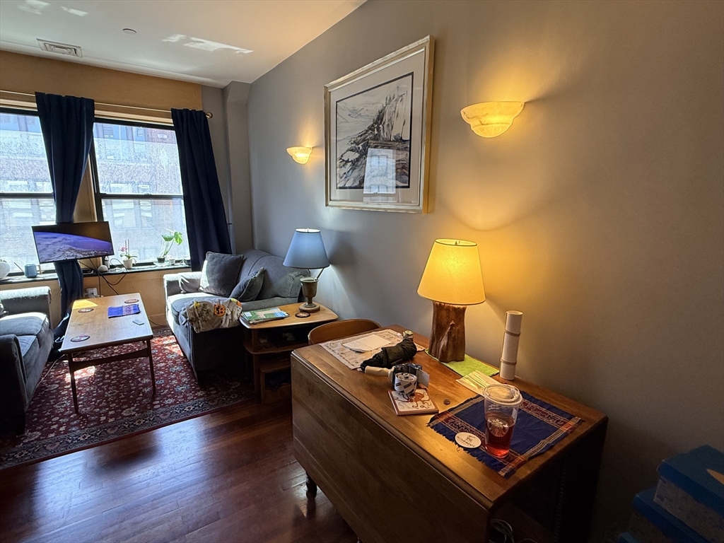 42 Beach Street # 8B
