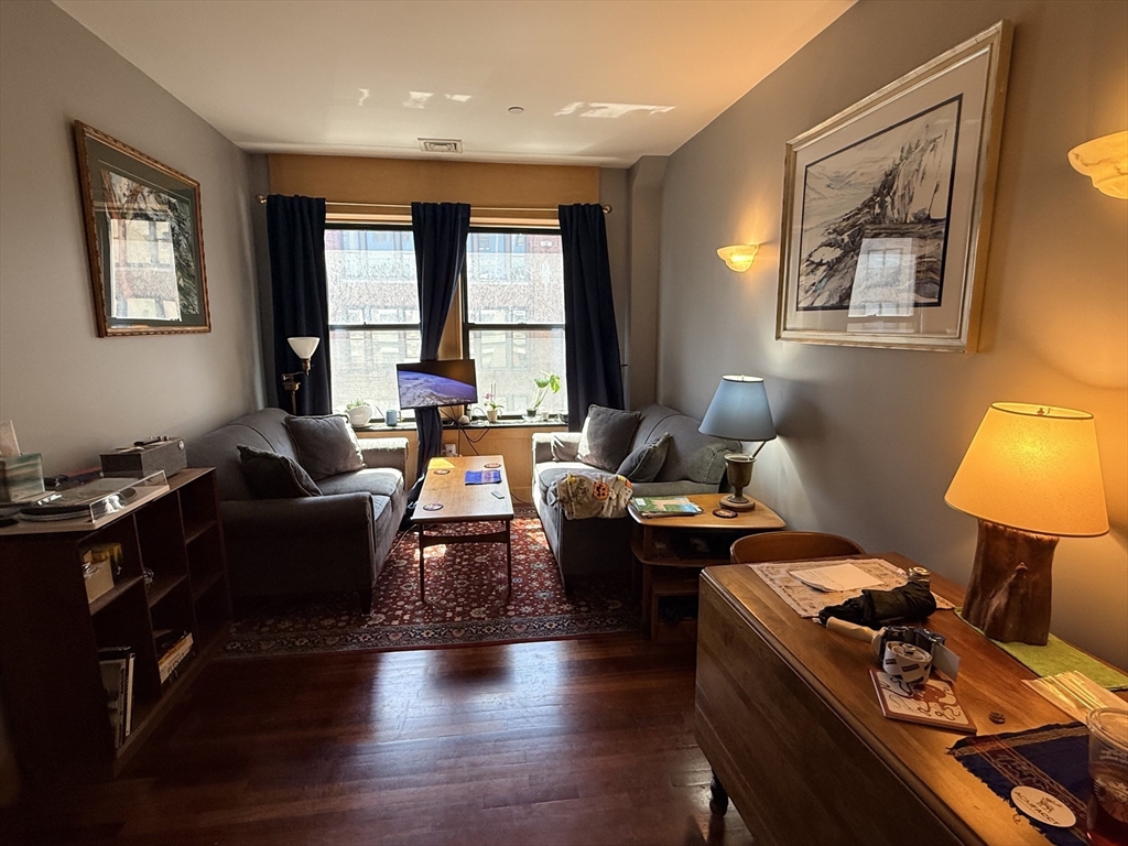 42 Beach Street # 8B