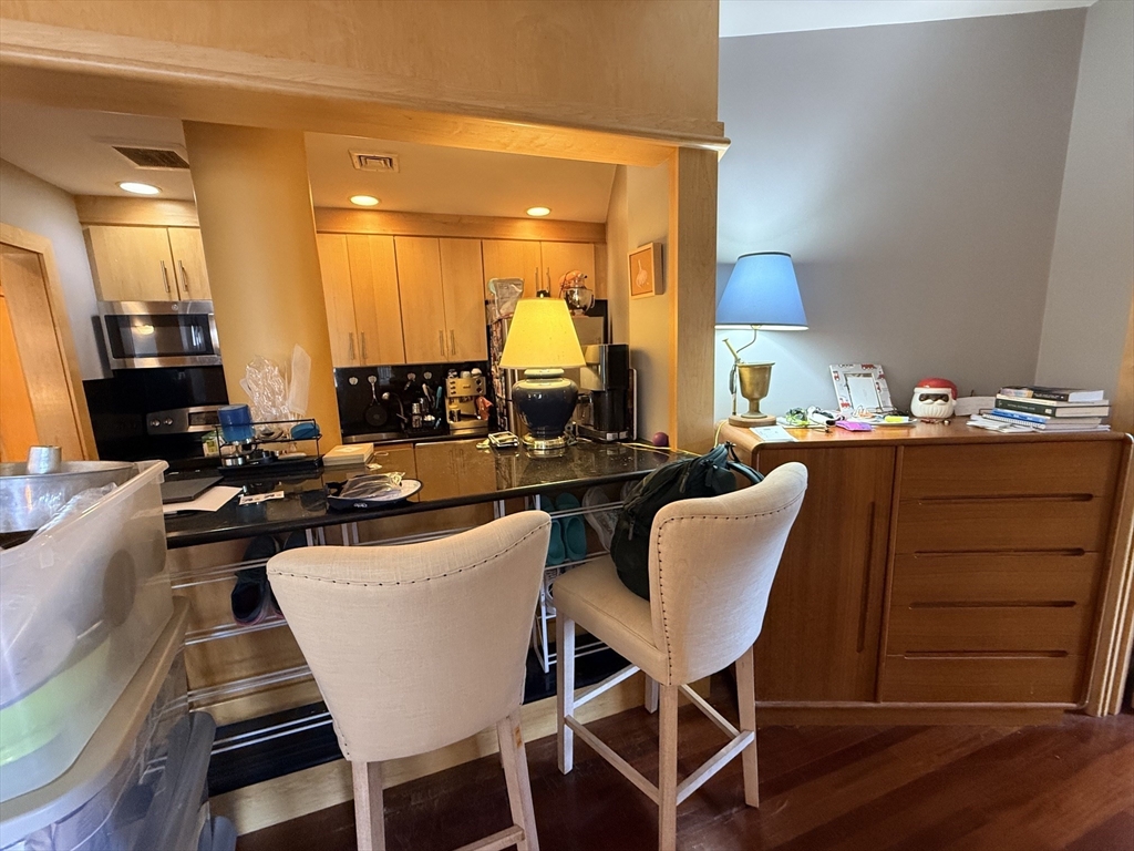 42 Beach Street # 8B