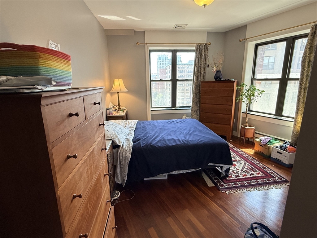 42 Beach Street # 8B