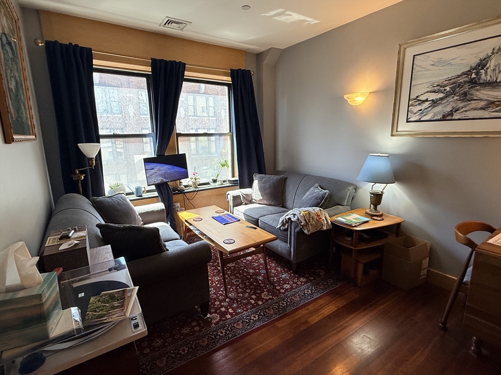 42 Beach Street # 8B