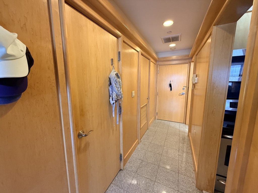 42 Beach Street # 8B