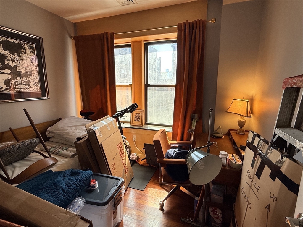 42 Beach Street # 8B