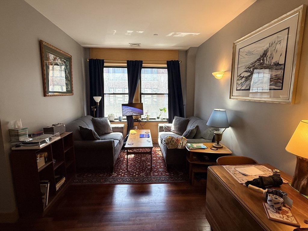 42 Beach Street # 8B