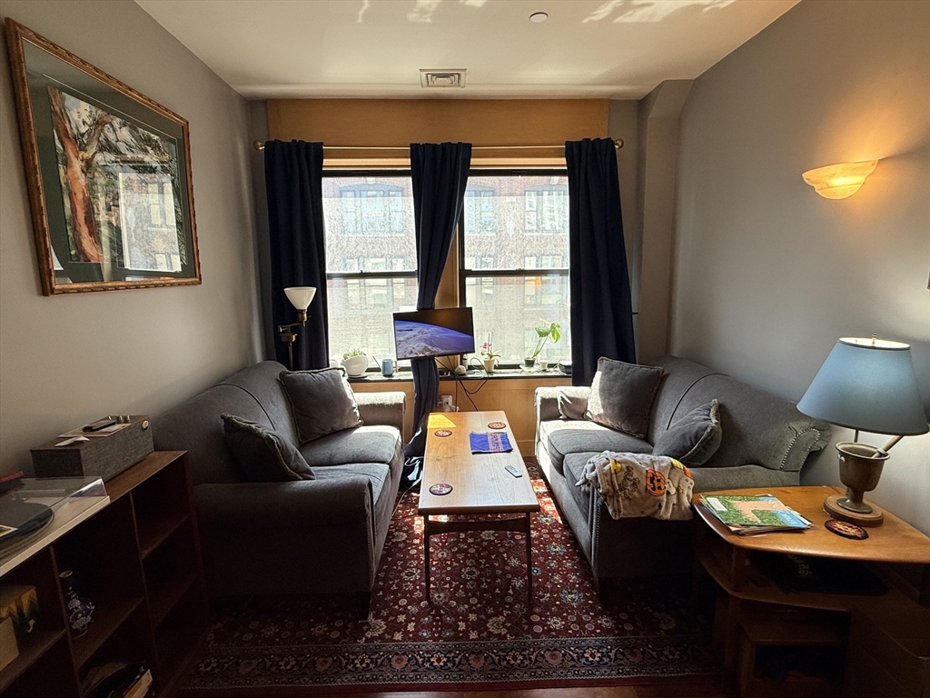 42 Beach Street # 8B