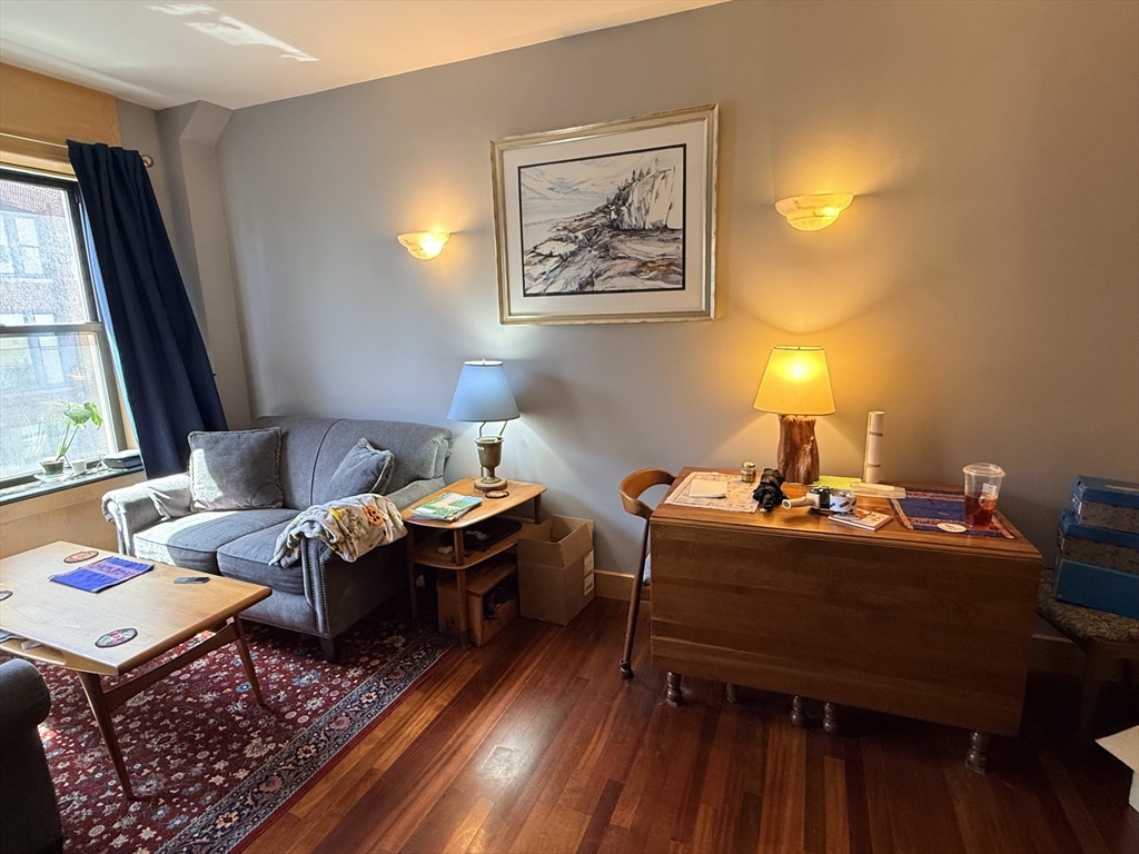 42 Beach Street # 8B