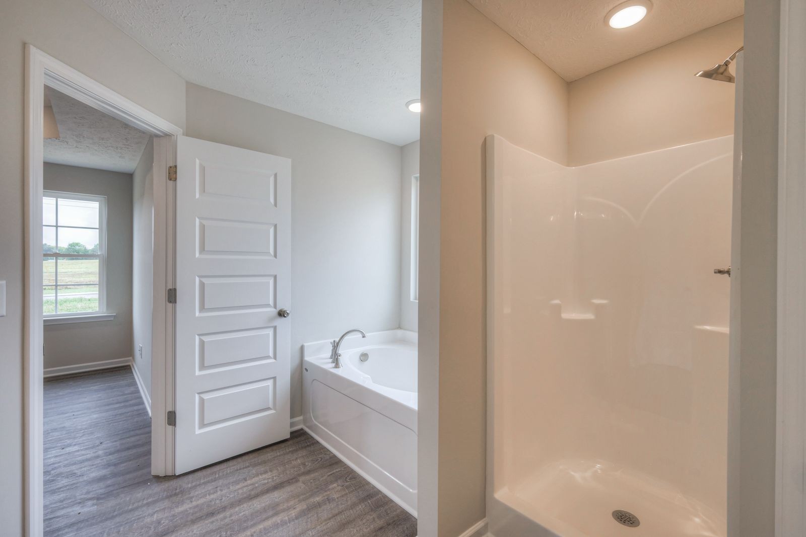 526 Mimosa Dr
