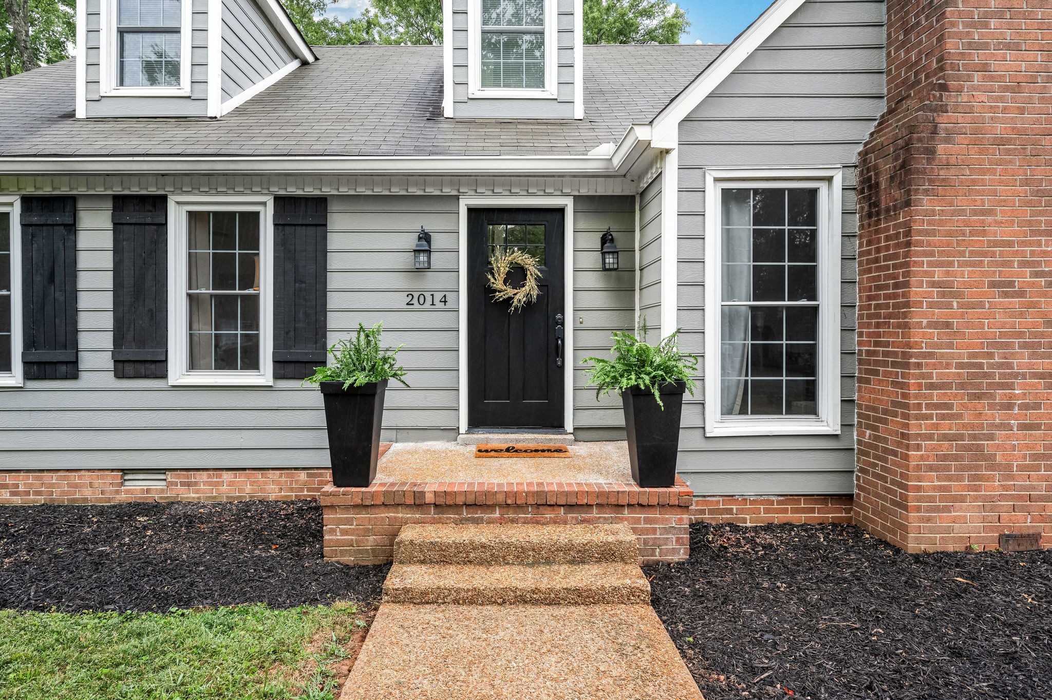 2014 Deerwood Ave