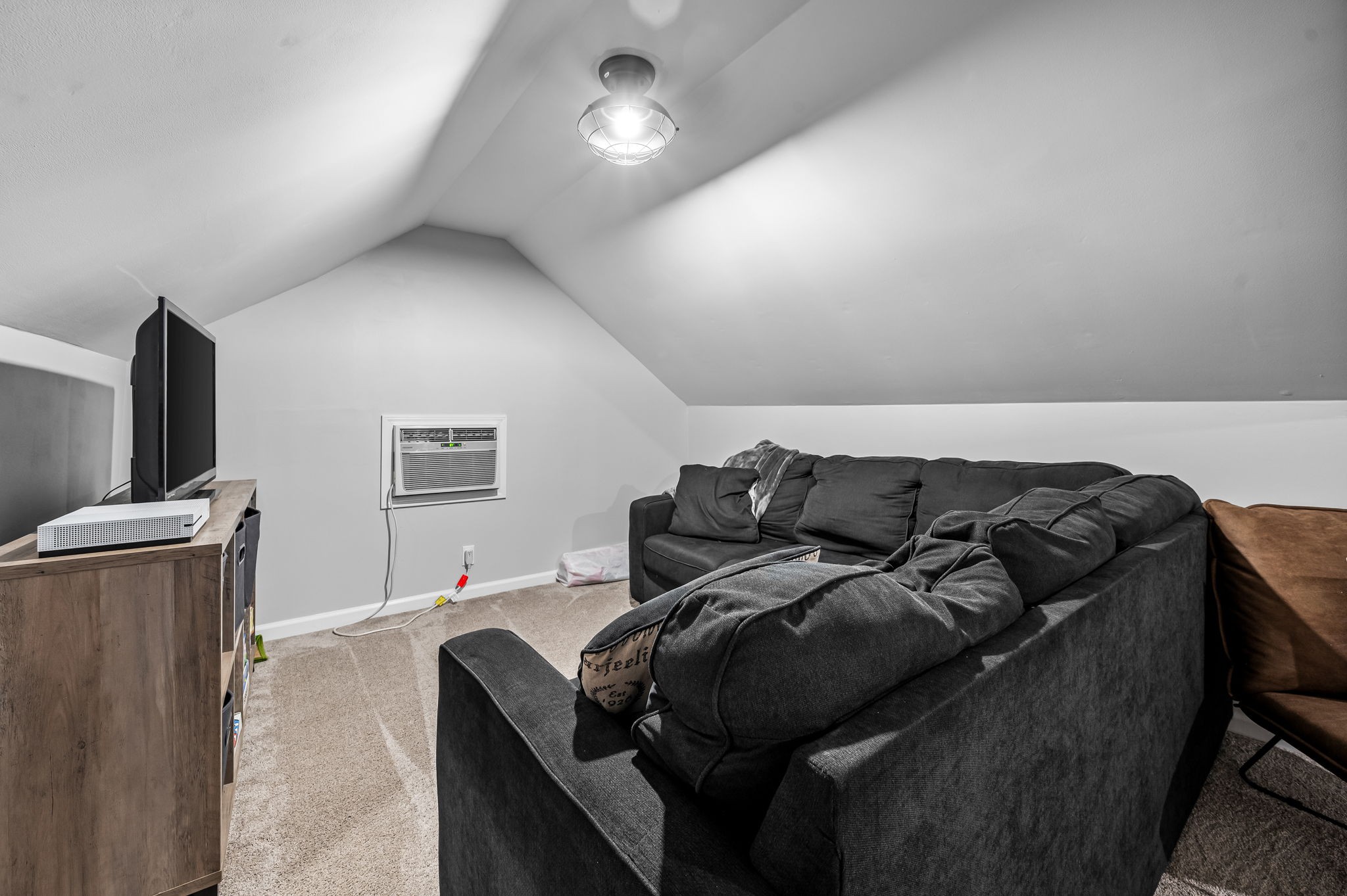 2014 Deerwood Ave
