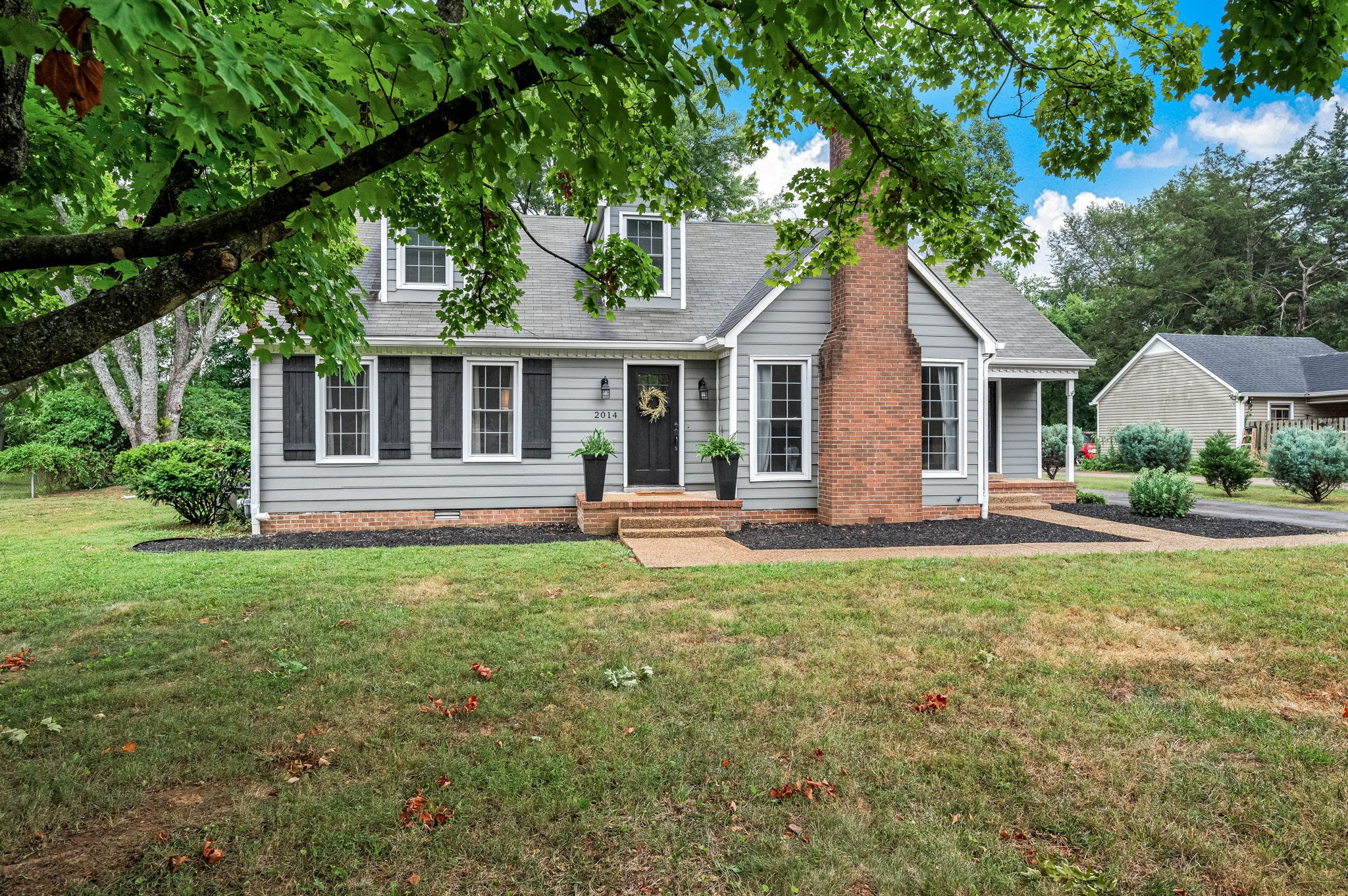 2014 Deerwood Ave