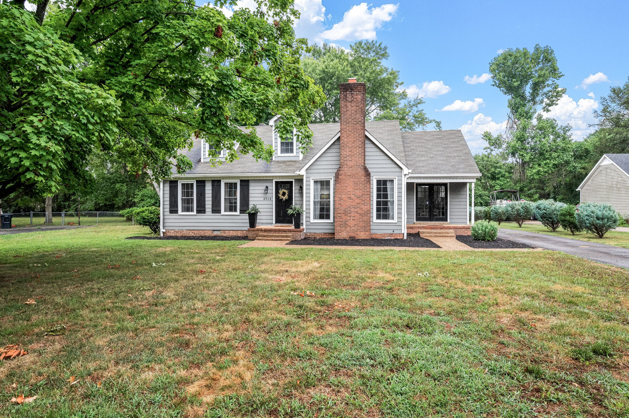 2014 Deerwood Ave