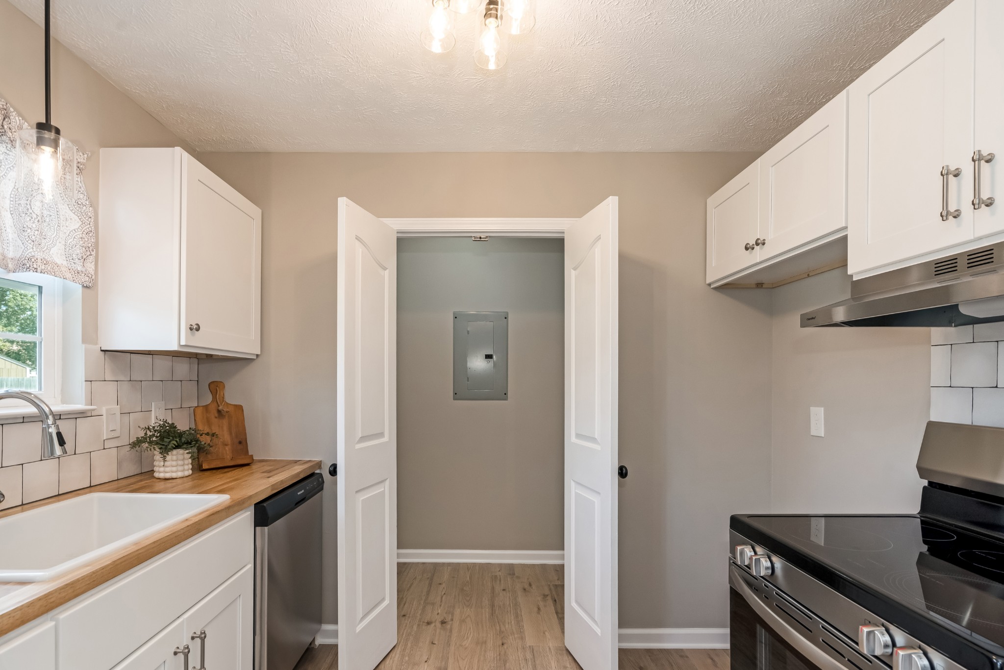 115 Haney Ct