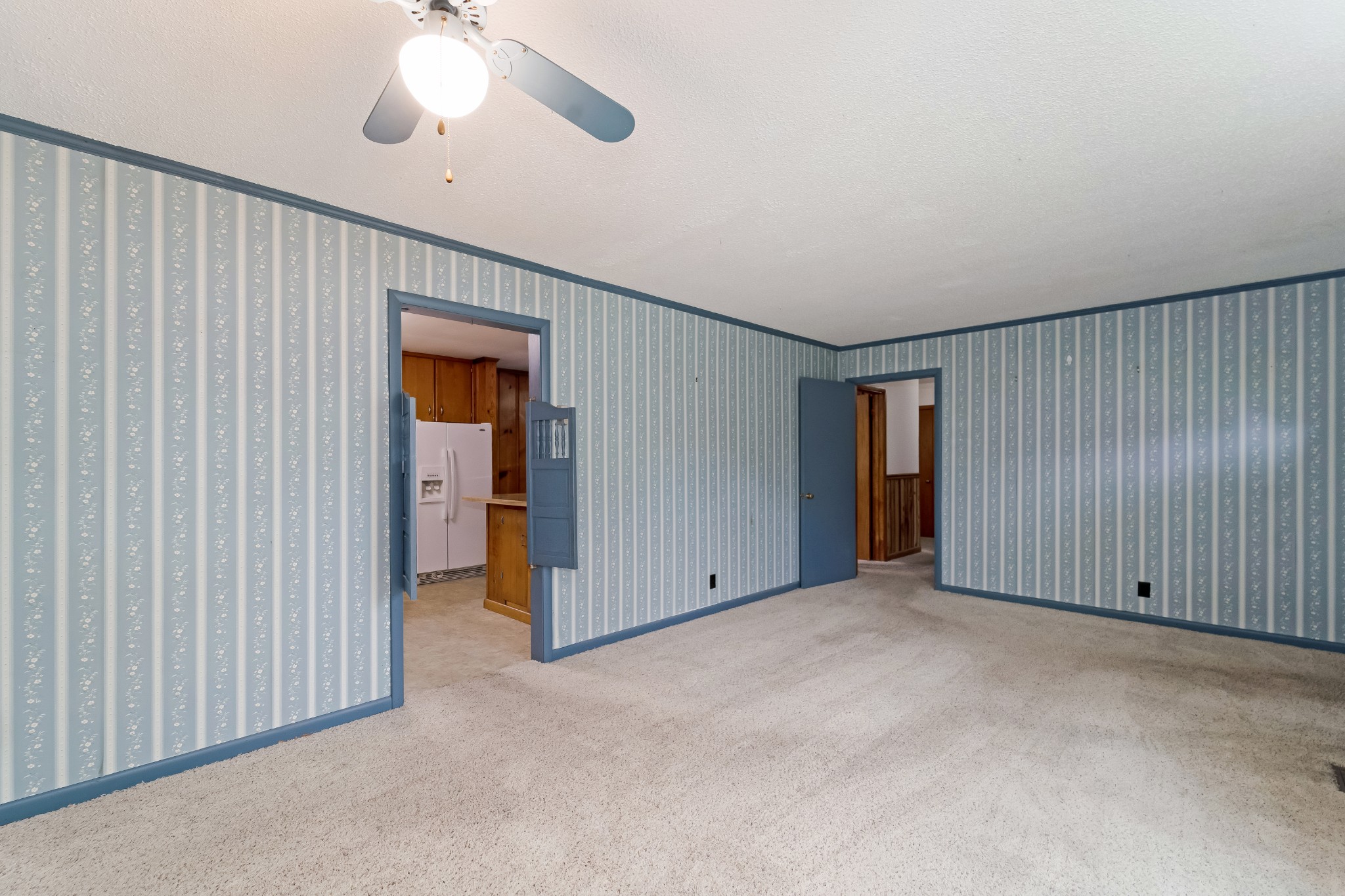 114 Avondale Dr