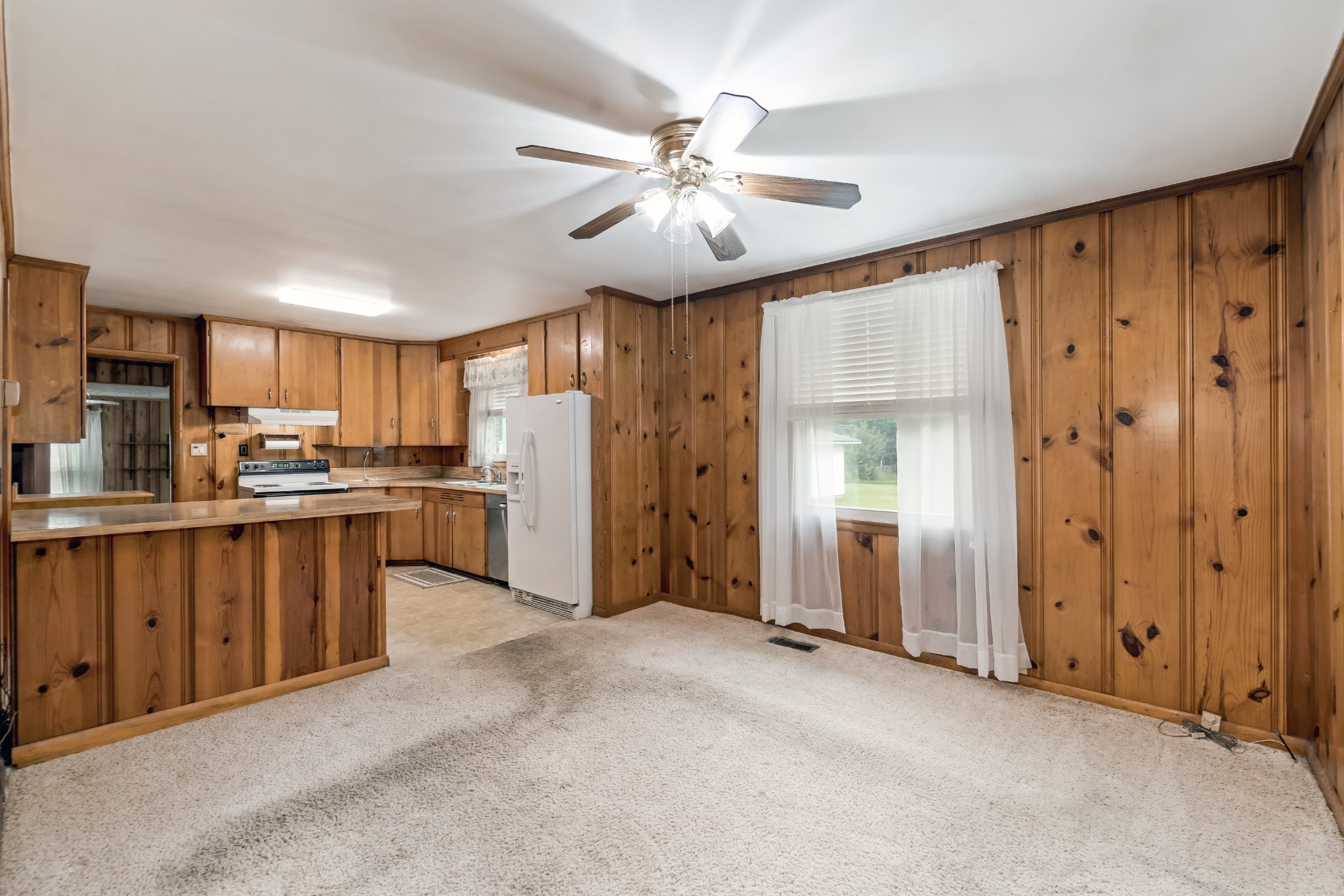 114 Avondale Dr