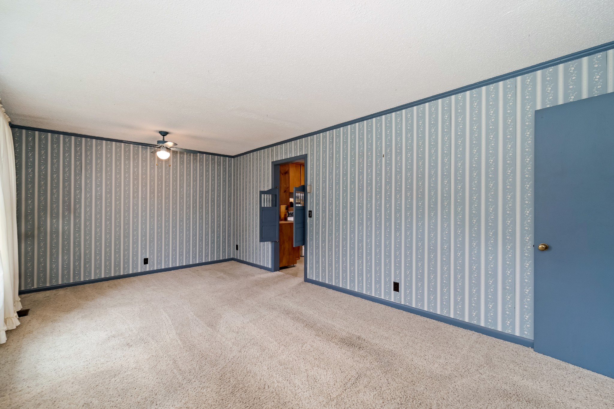 114 Avondale Dr