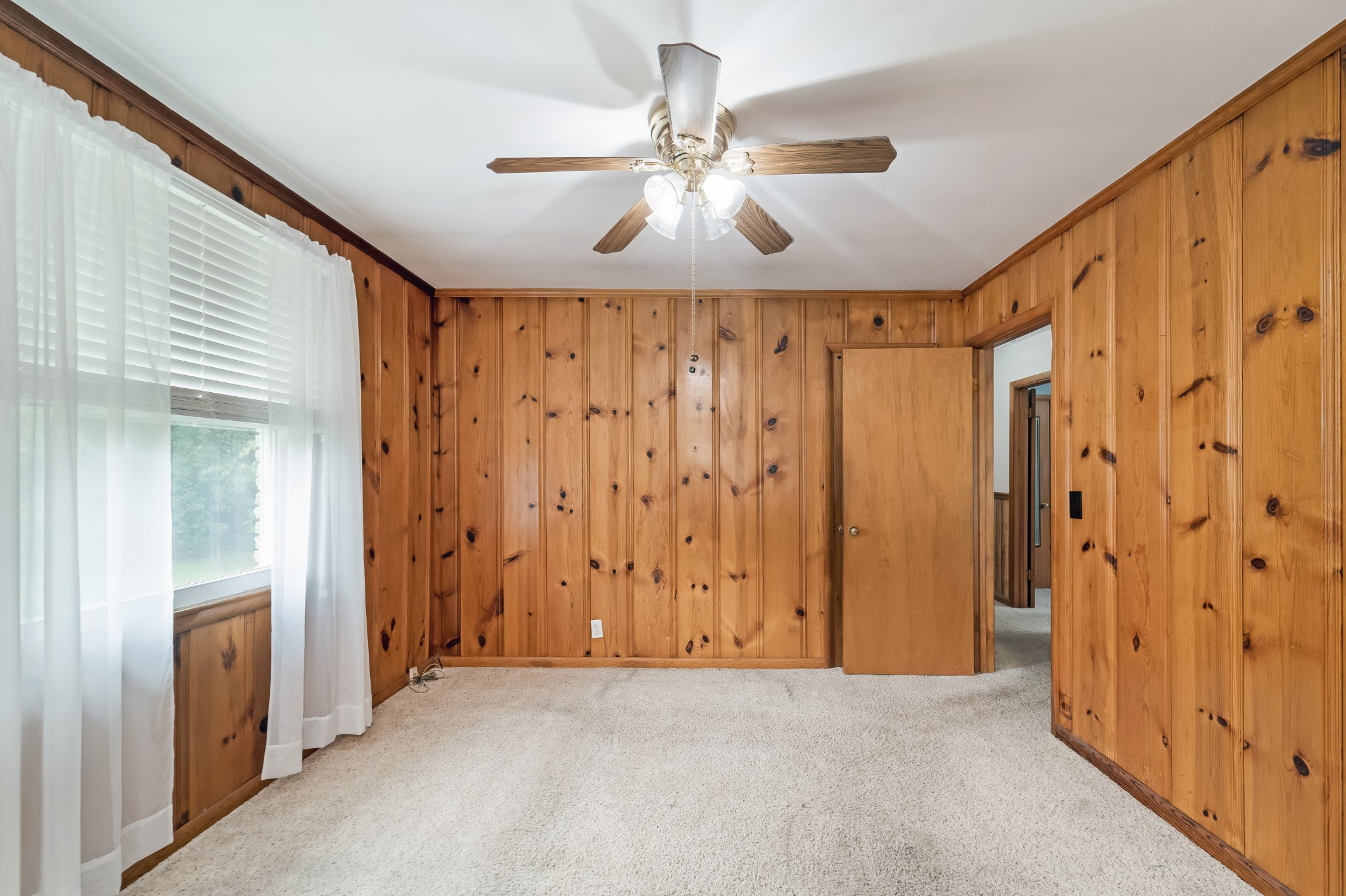 114 Avondale Dr