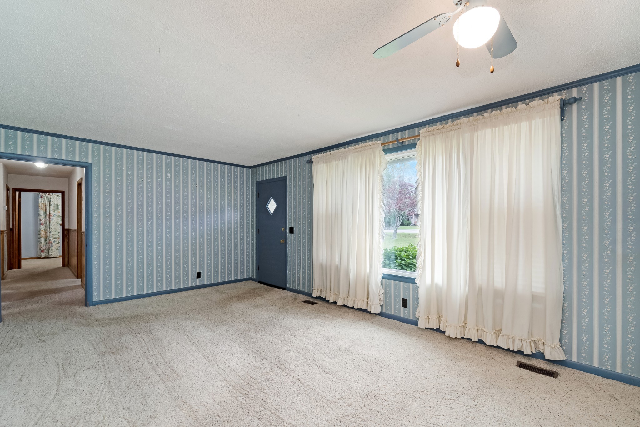 114 Avondale Dr