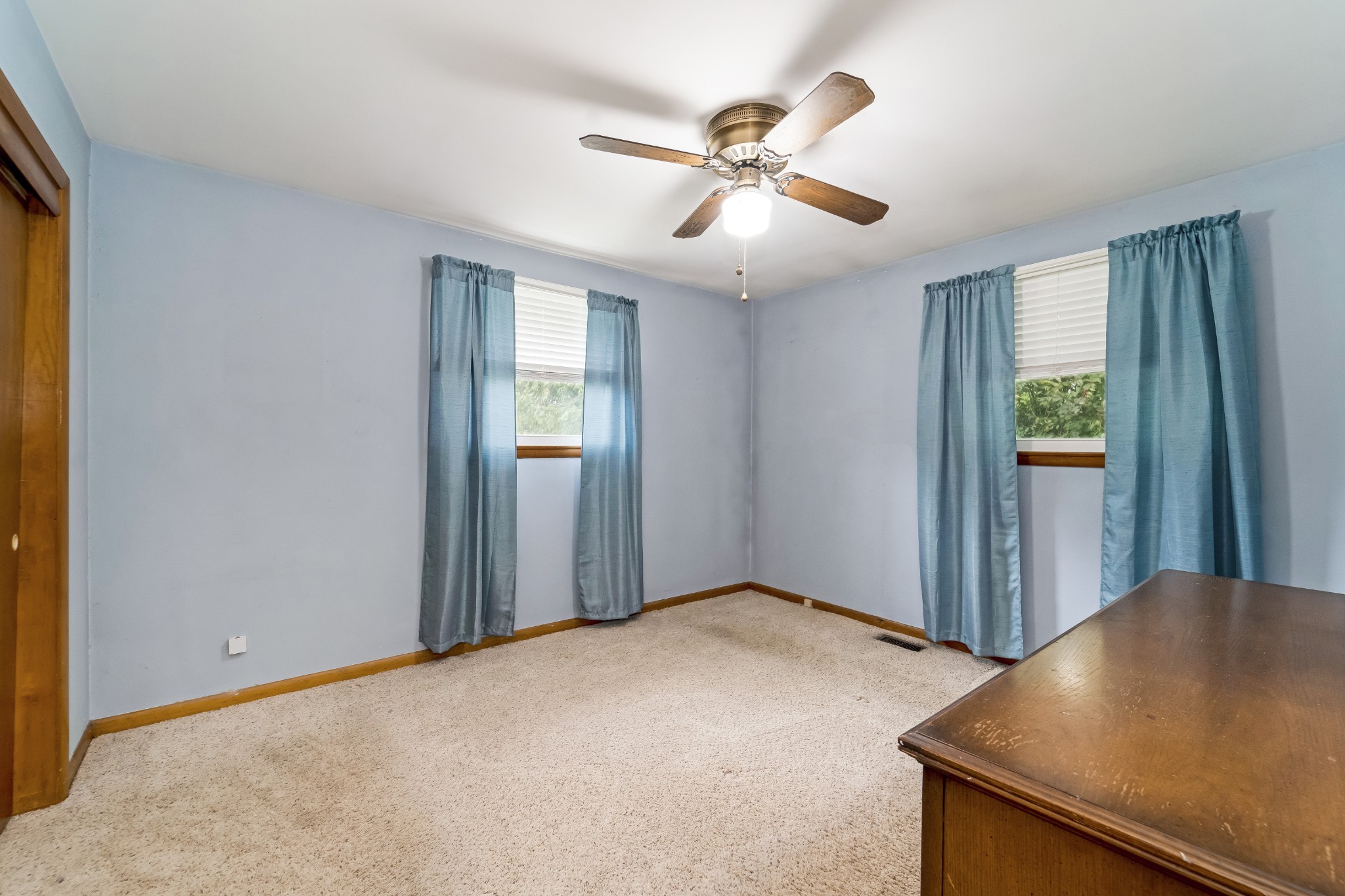 114 Avondale Dr