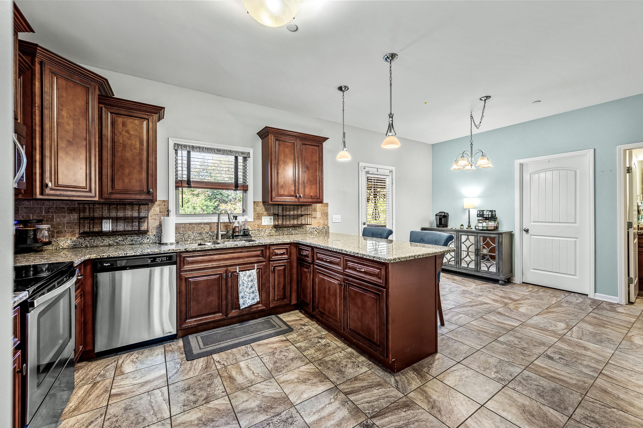 103 Kestrel Cir