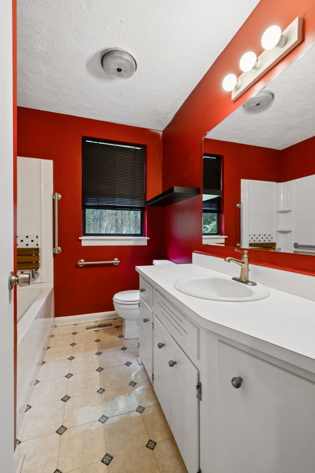 6031 Buckeye Valley Rd