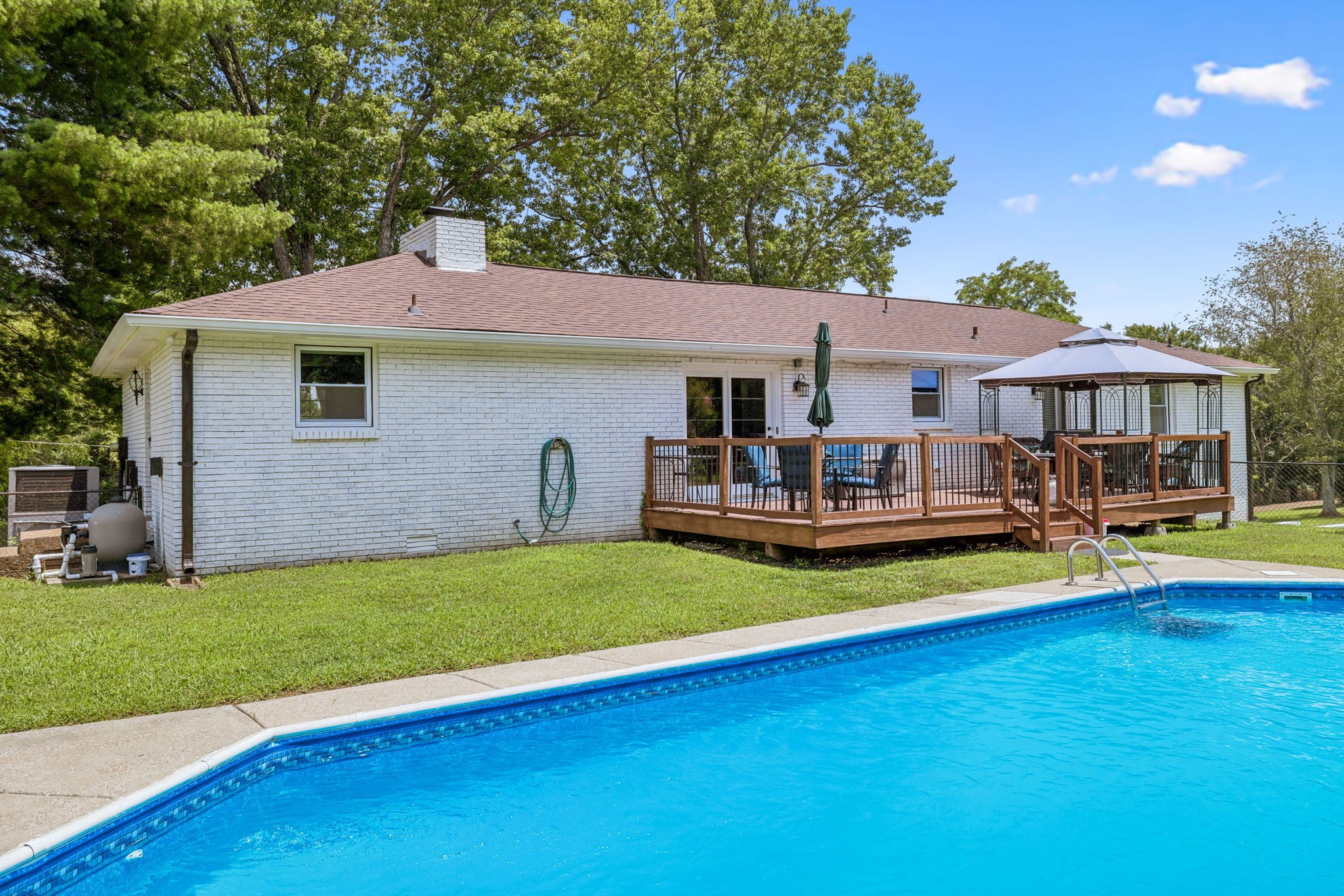 1009 Bunker Hill Dr