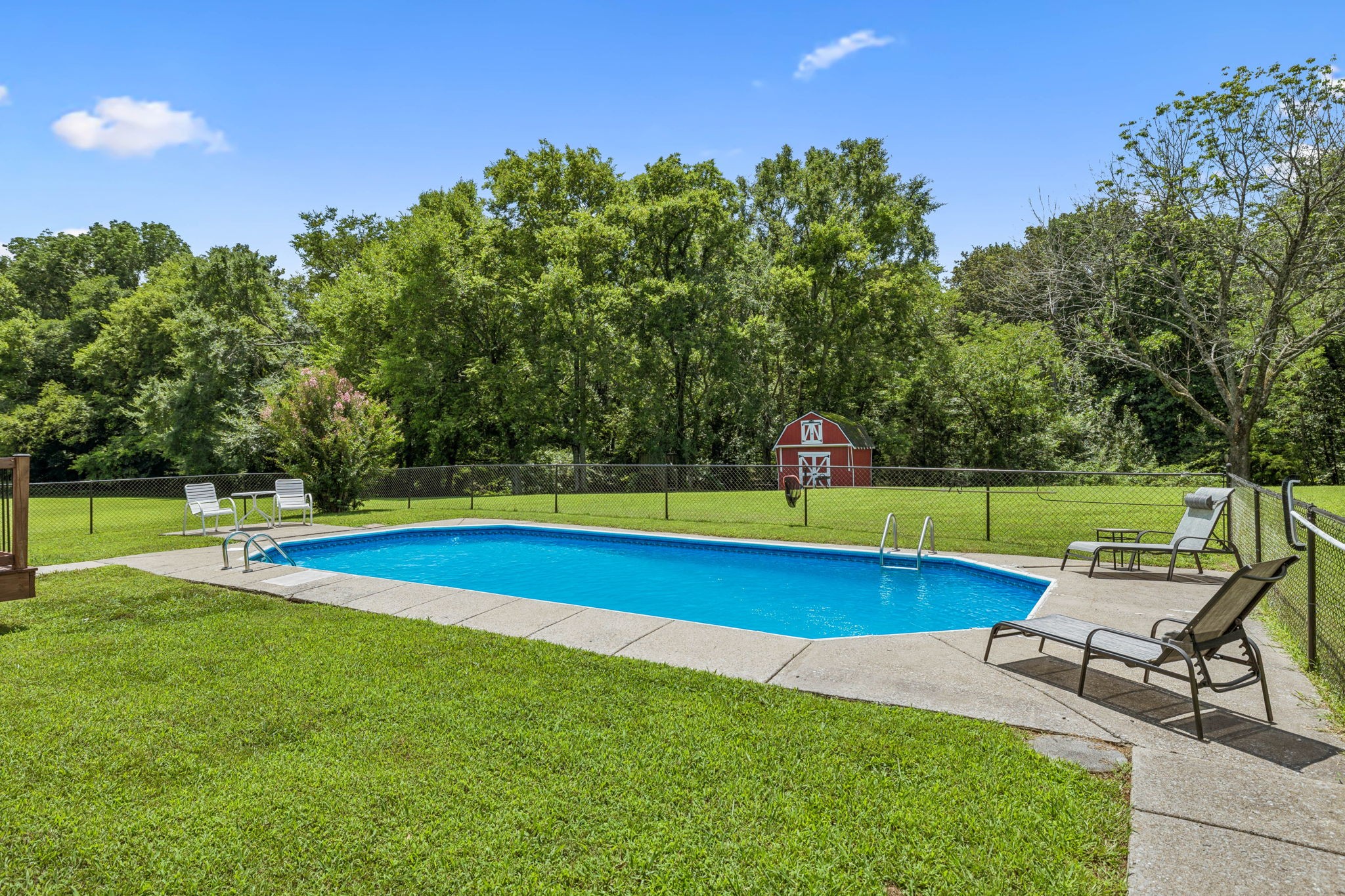 1009 Bunker Hill Dr