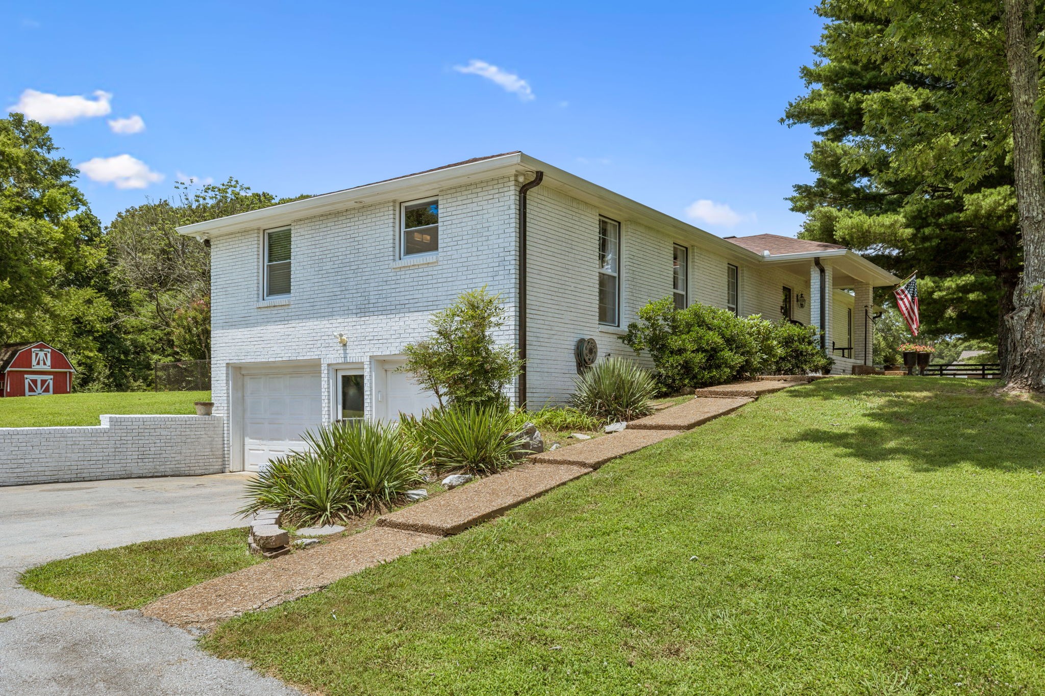 1009 Bunker Hill Dr