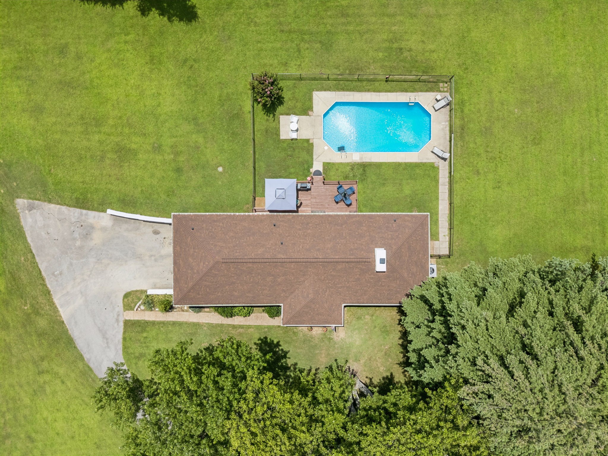 1009 Bunker Hill Dr