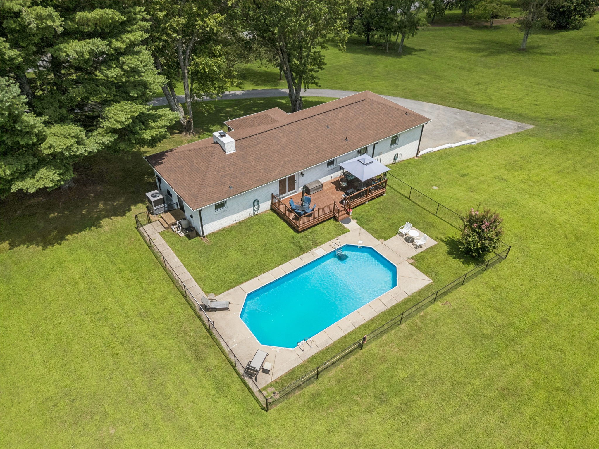 1009 Bunker Hill Dr