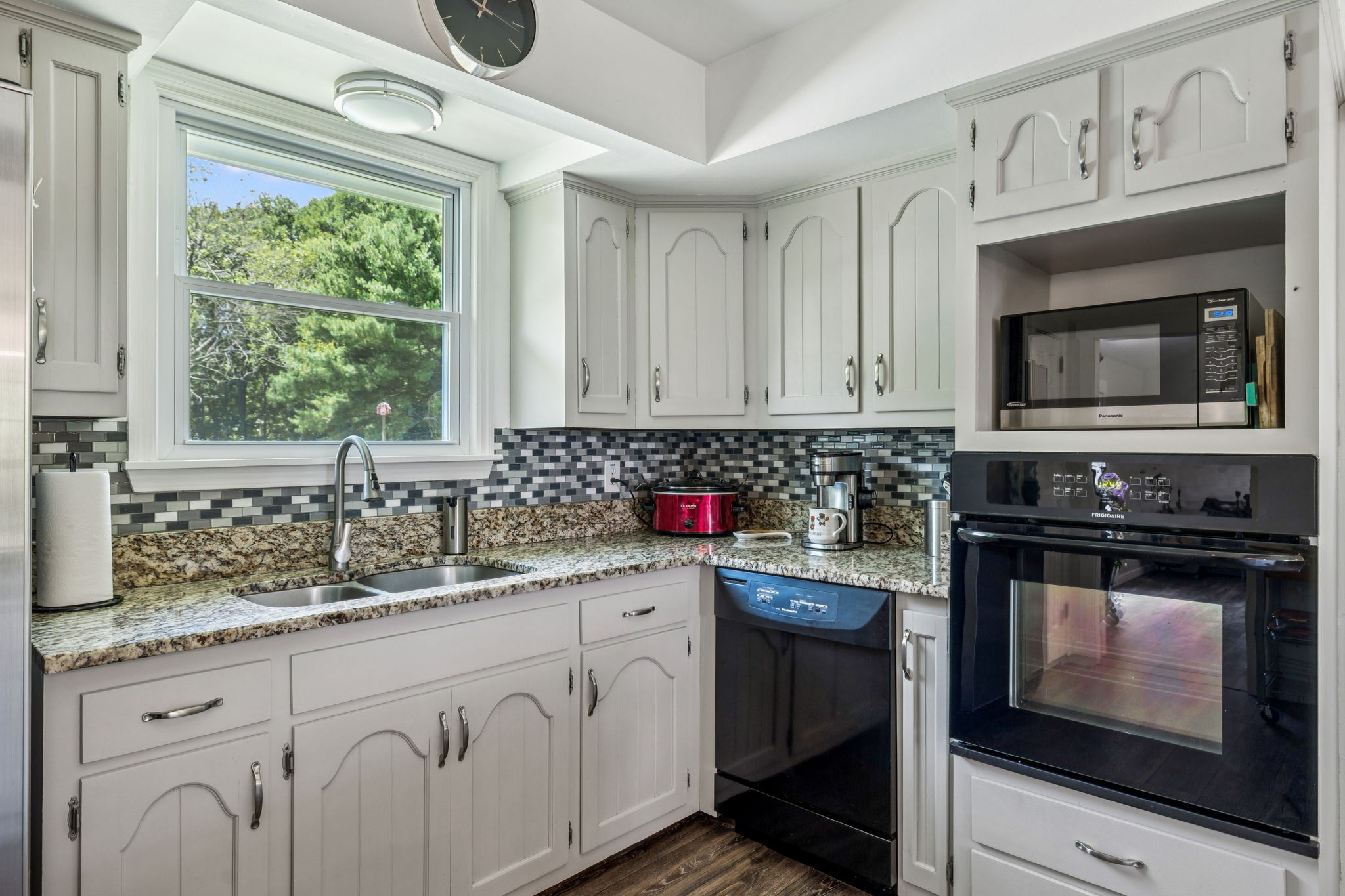 1009 Bunker Hill Dr