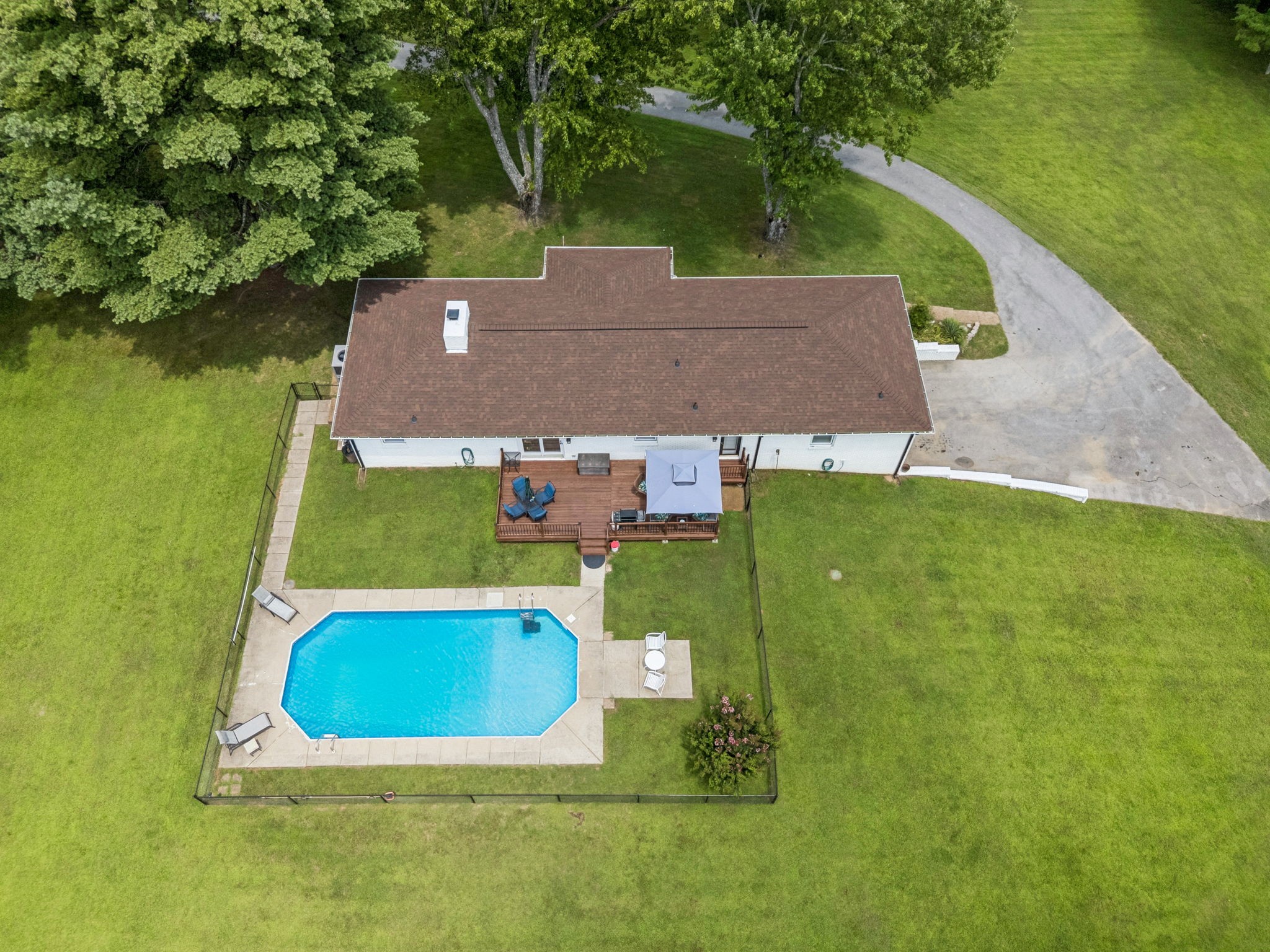 1009 Bunker Hill Dr