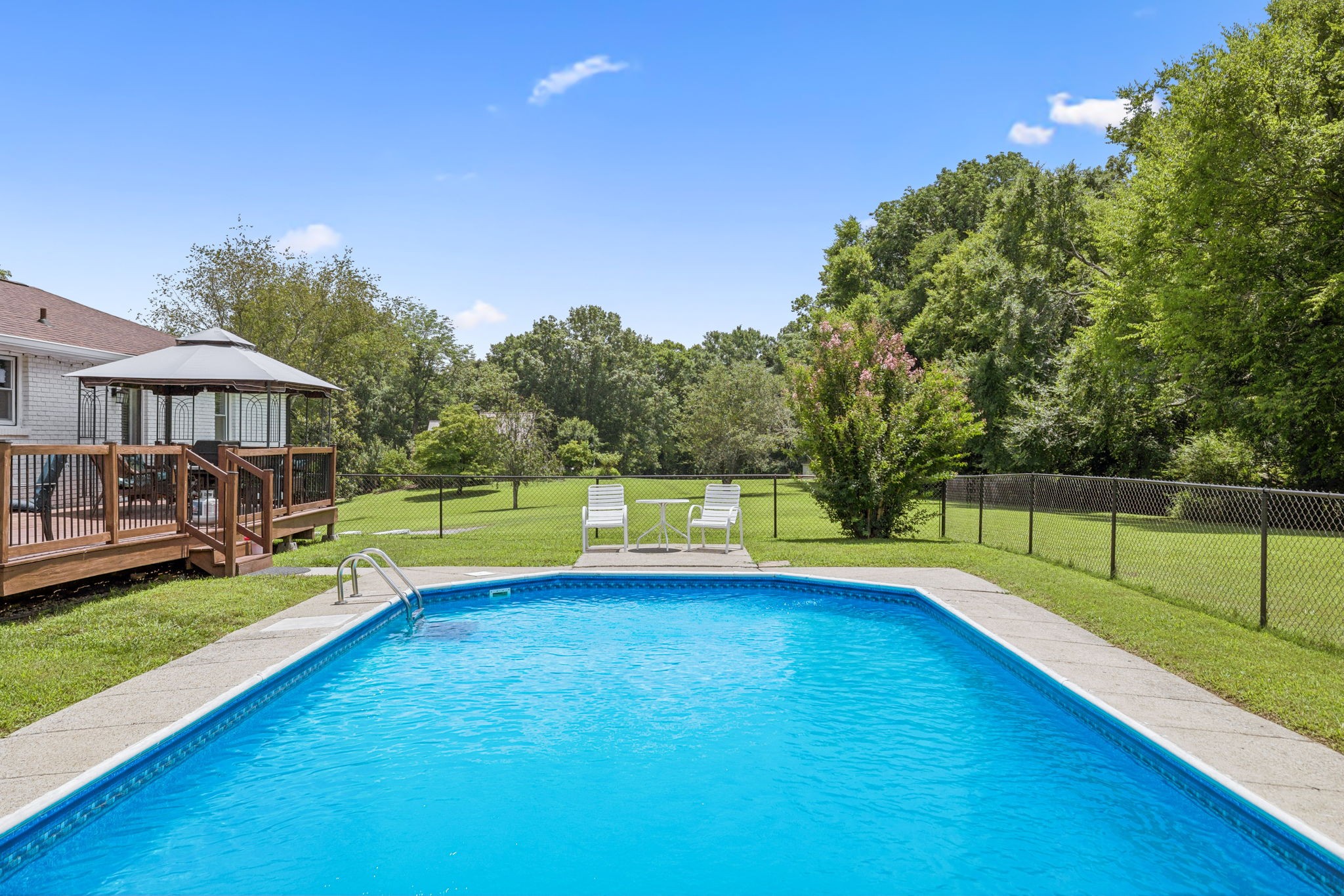 1009 Bunker Hill Dr
