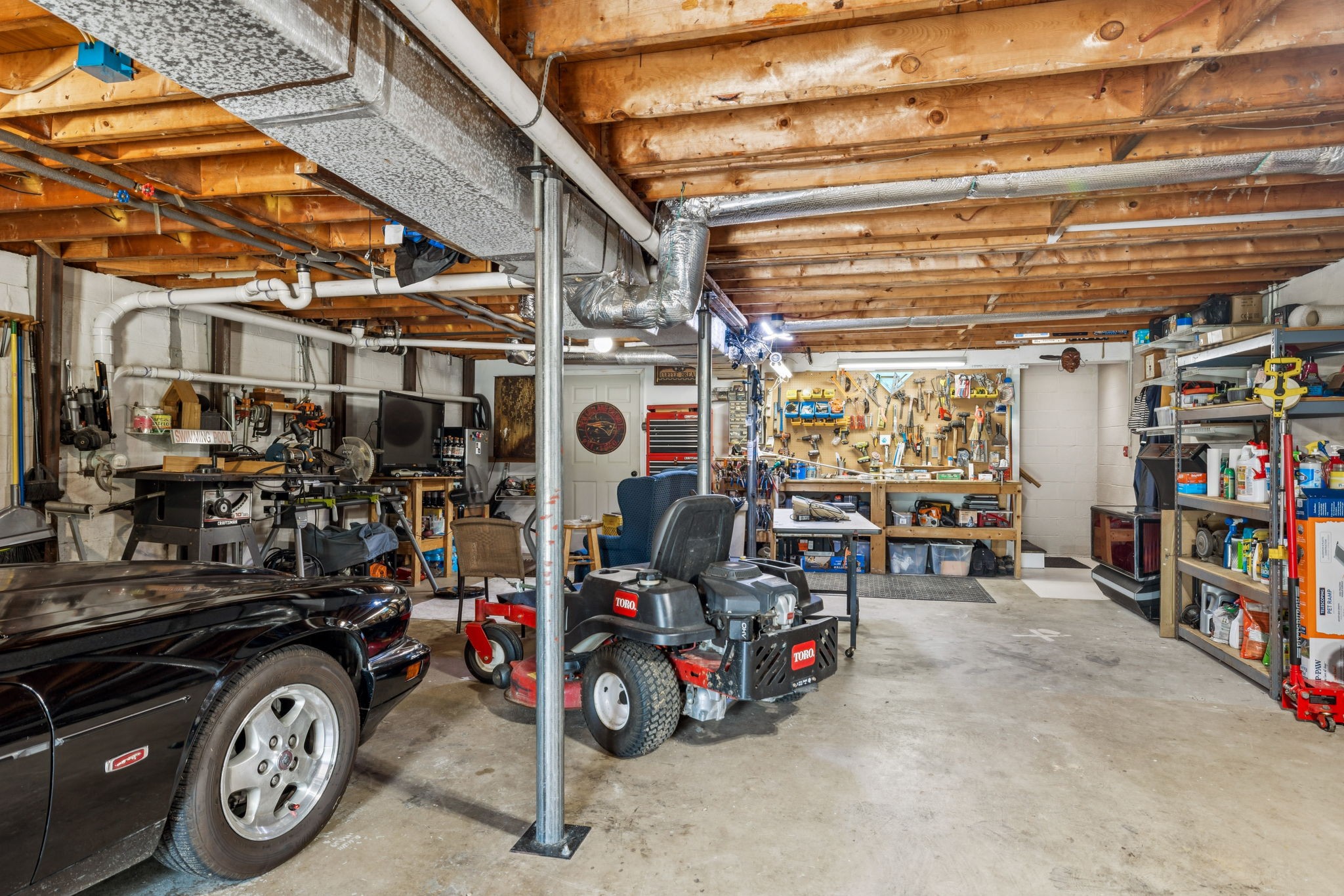 1009 Bunker Hill Dr