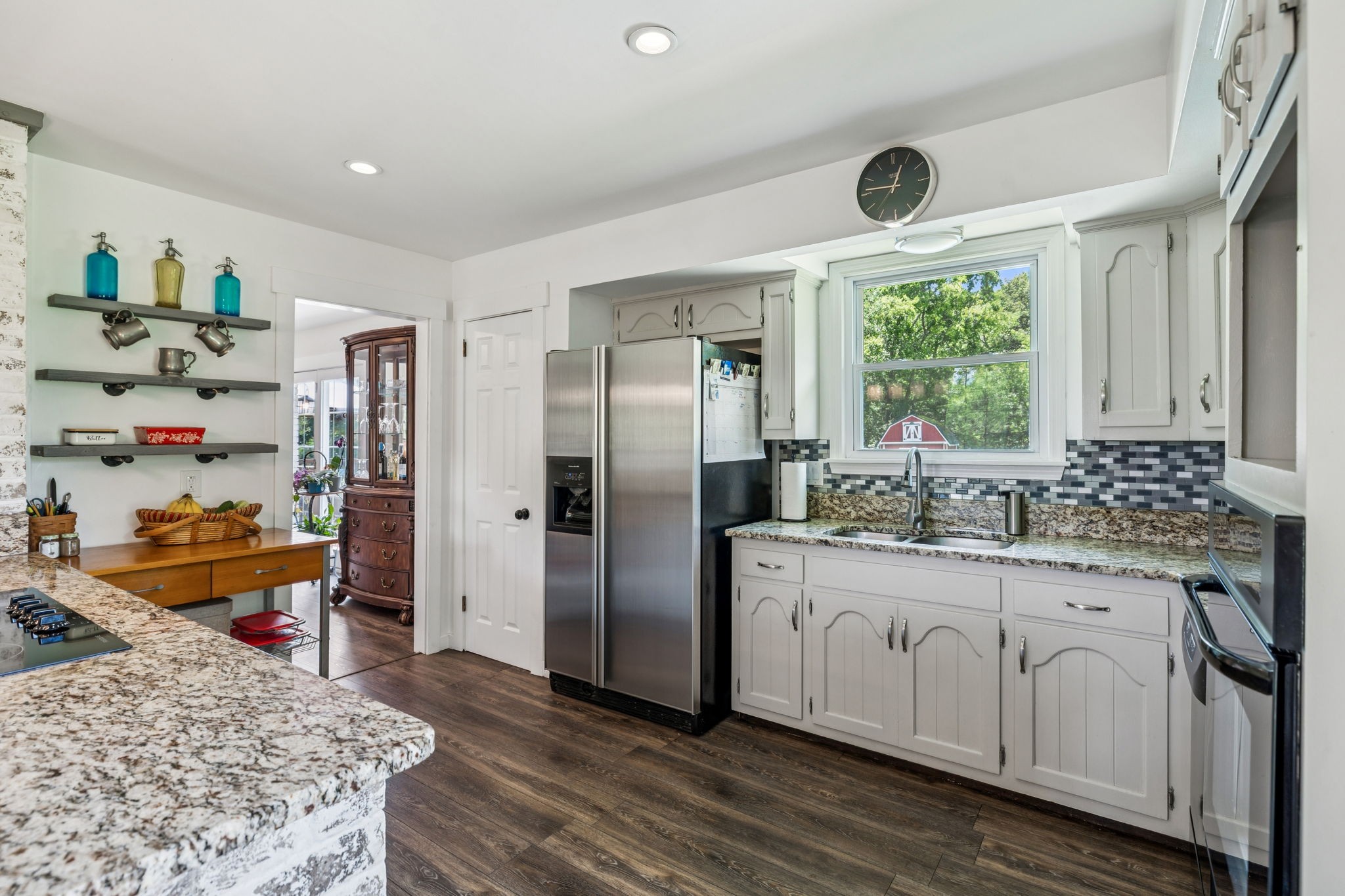 1009 Bunker Hill Dr
