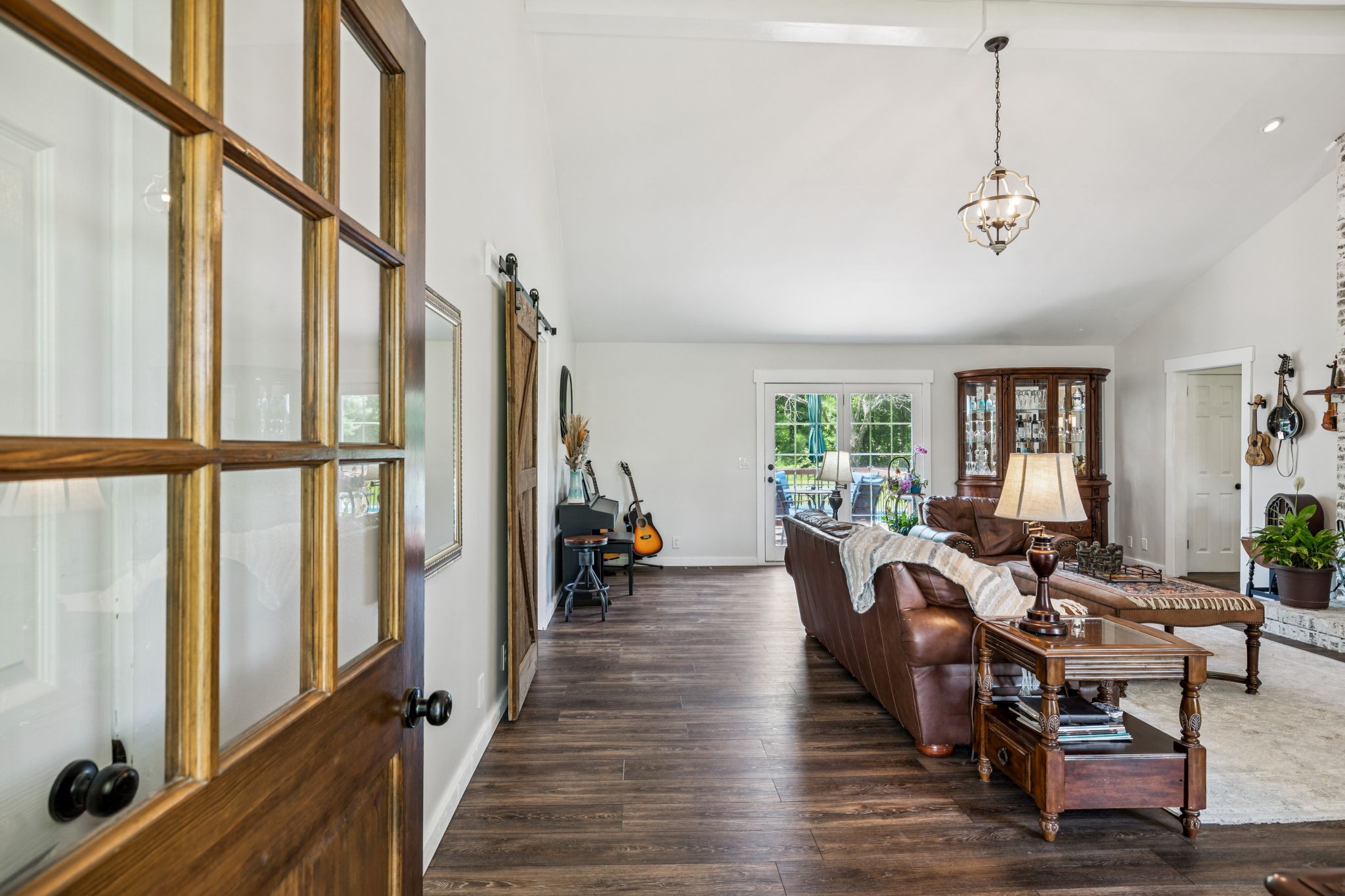 1009 Bunker Hill Dr