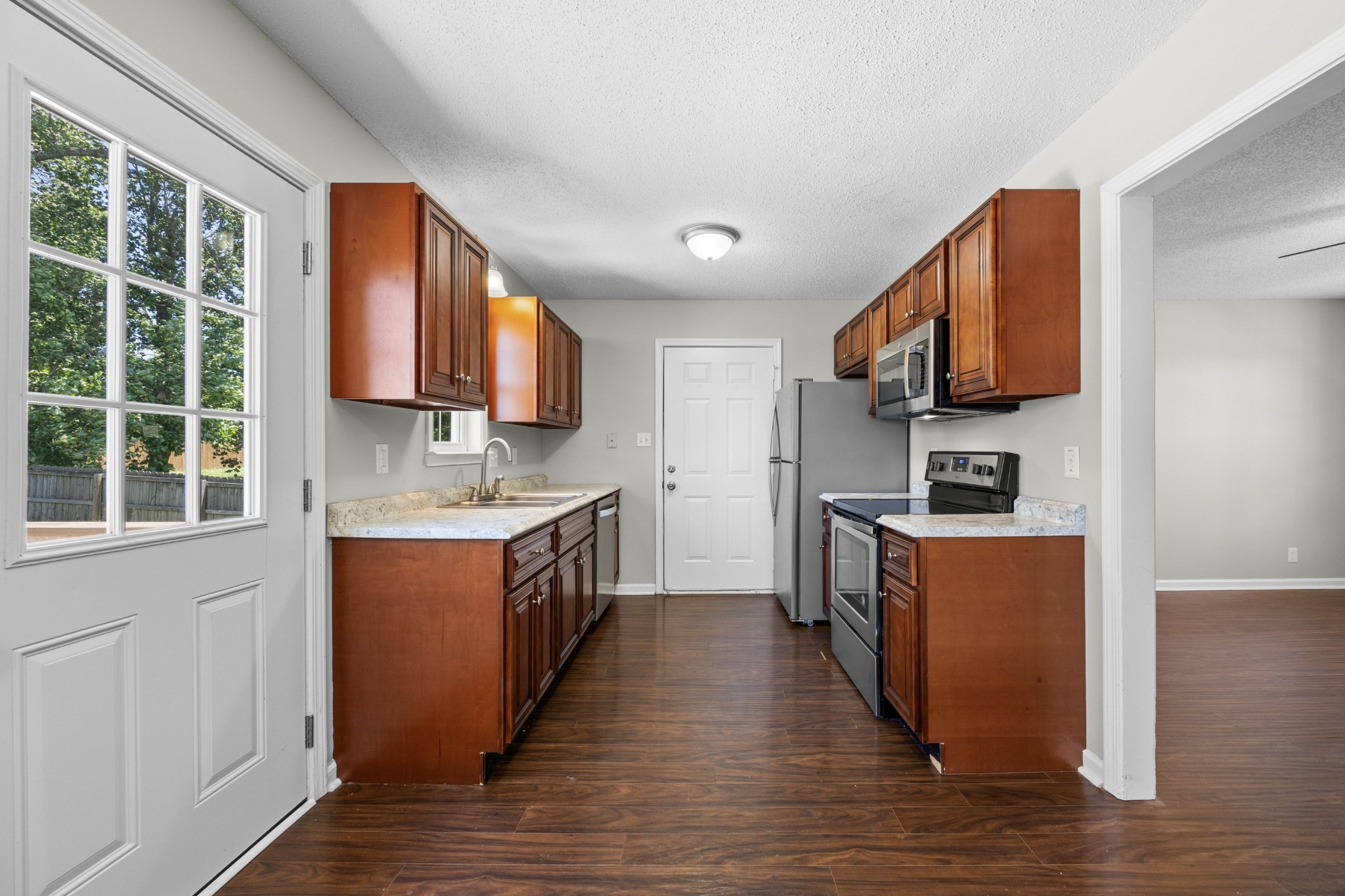 1729 Hazelwood Rd