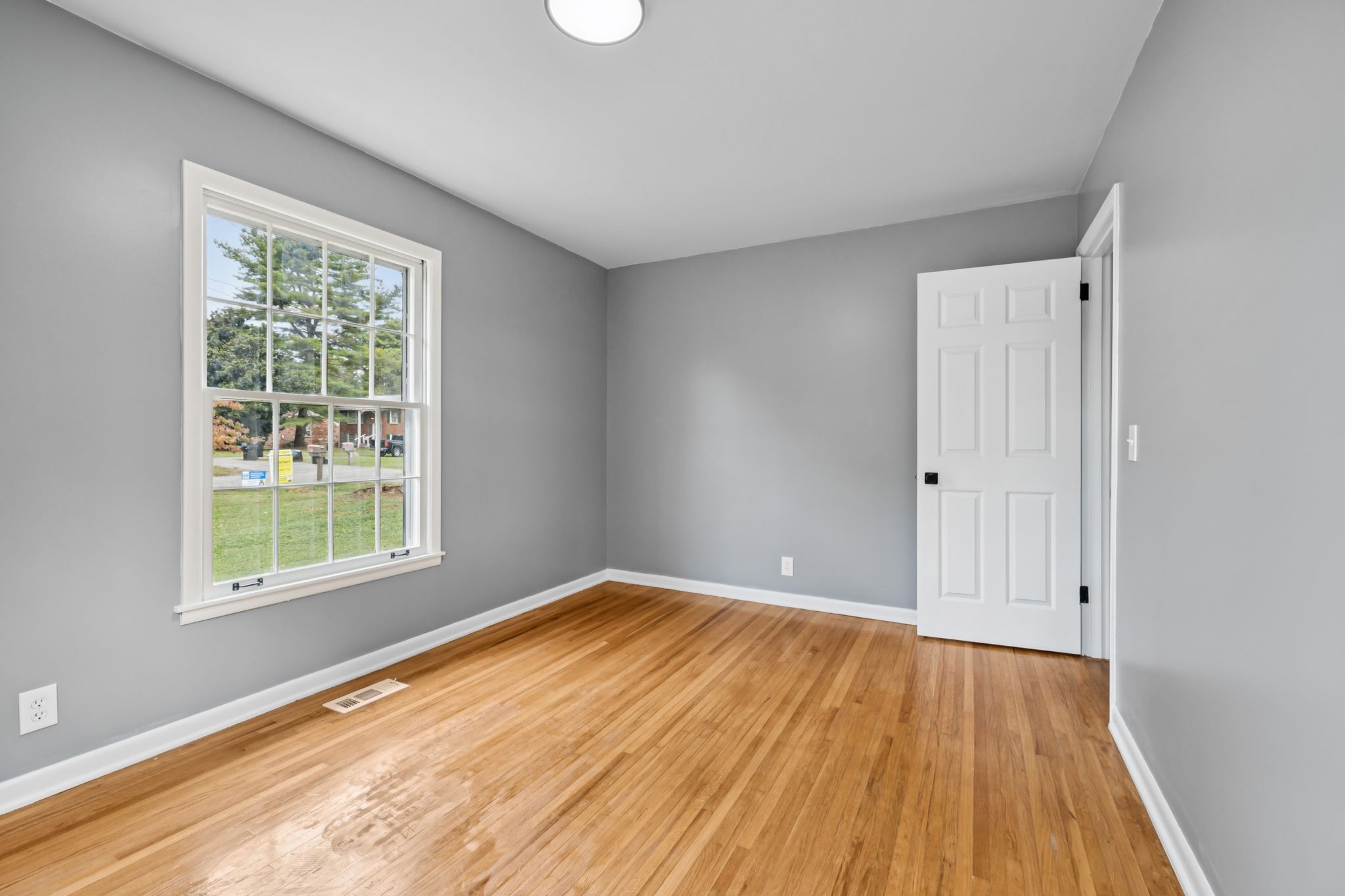 1518 Cameron Ct