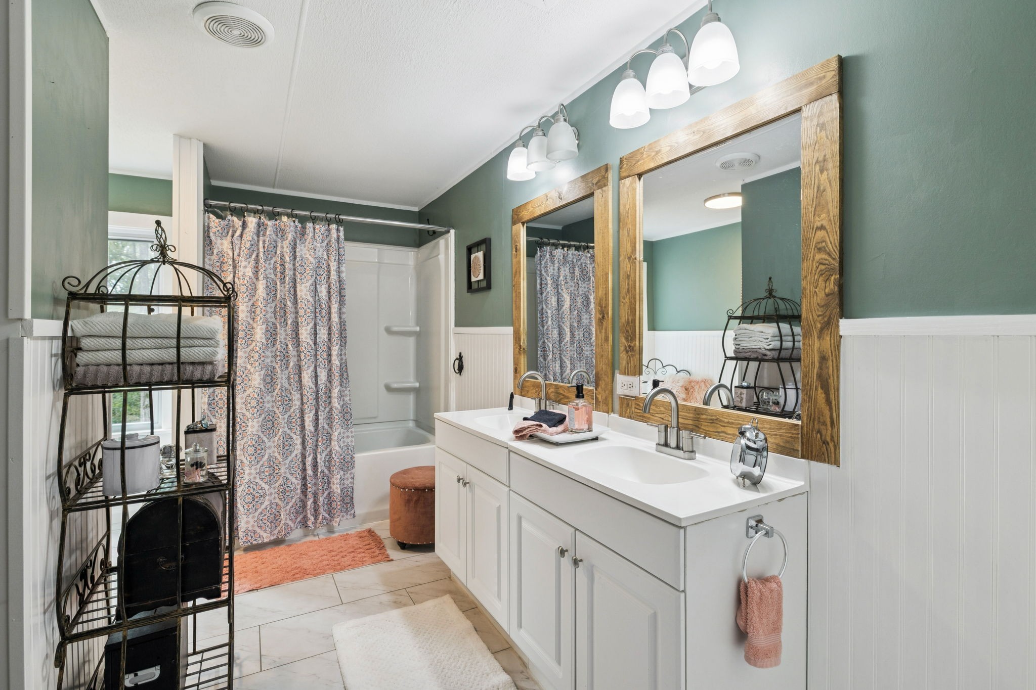 2108 Lance Ct