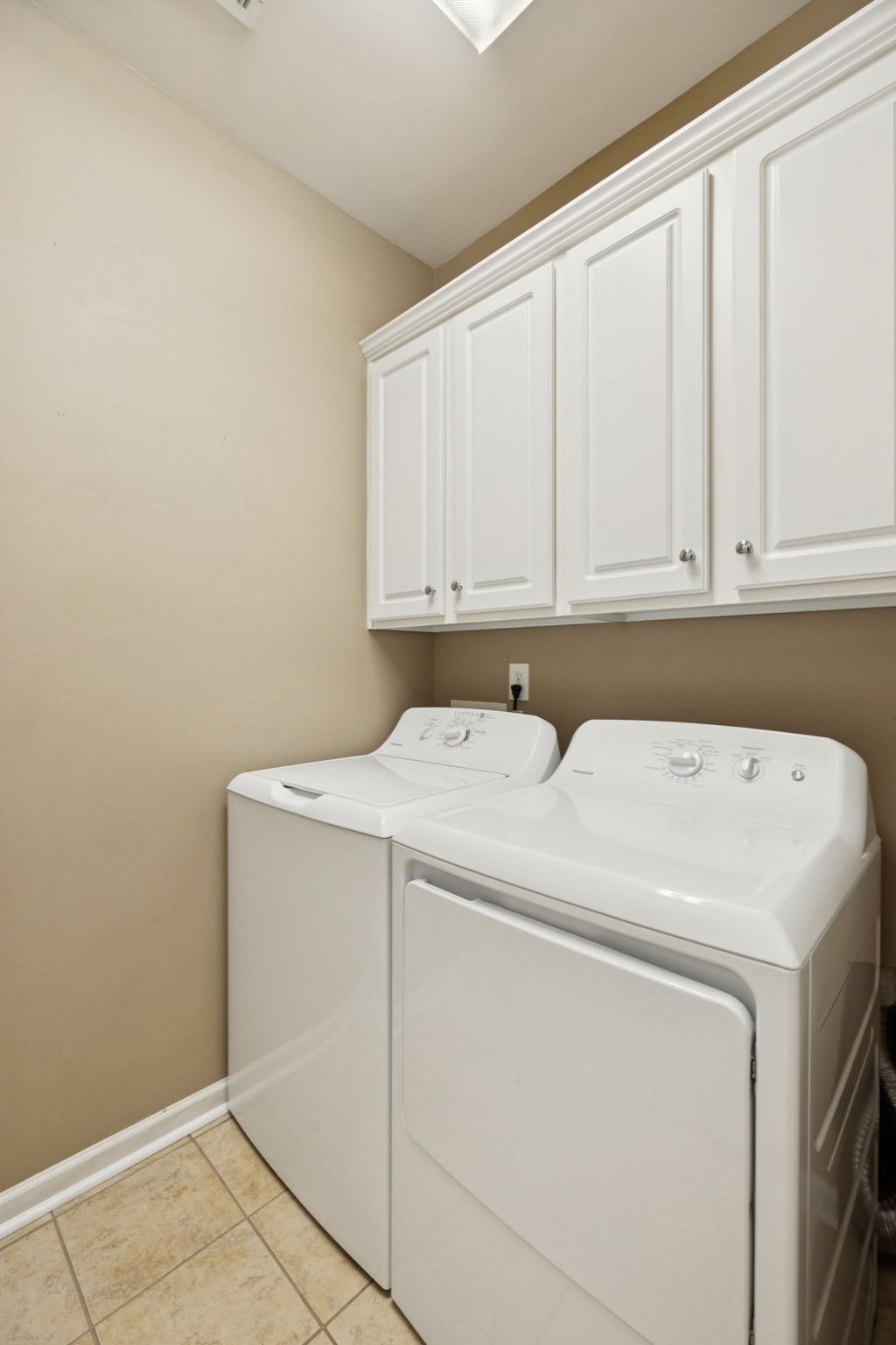 113 Navy Cir