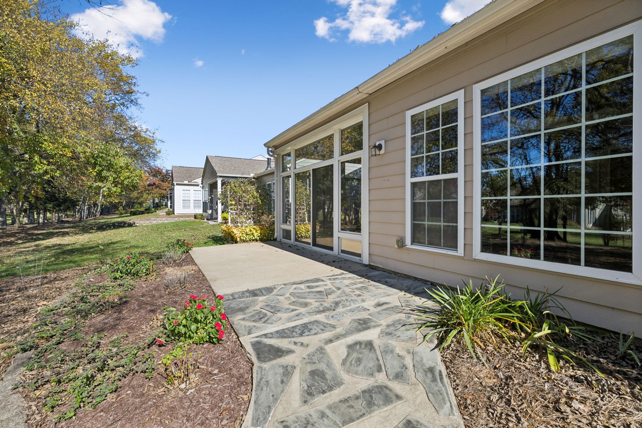 113 Navy Cir