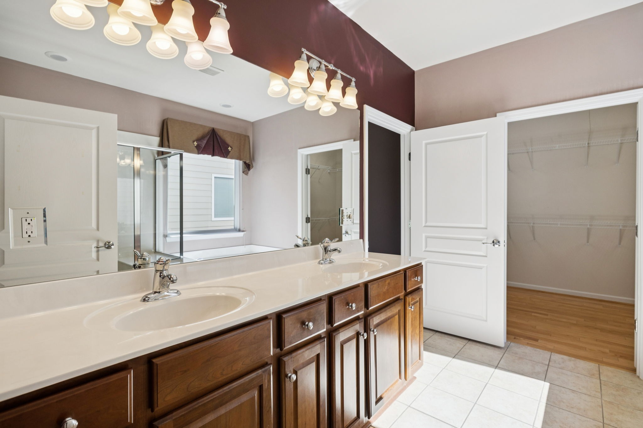 113 Navy Cir