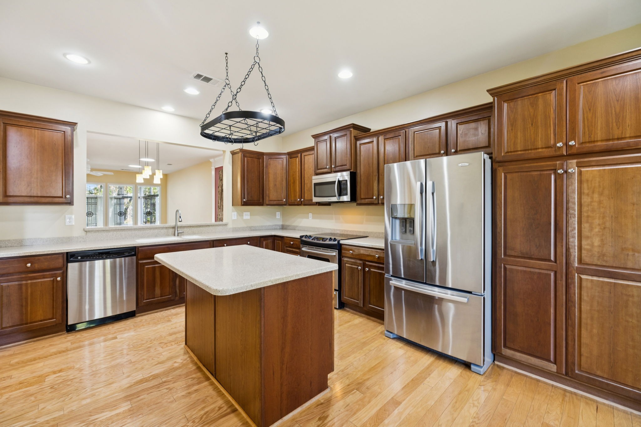 113 Navy Cir